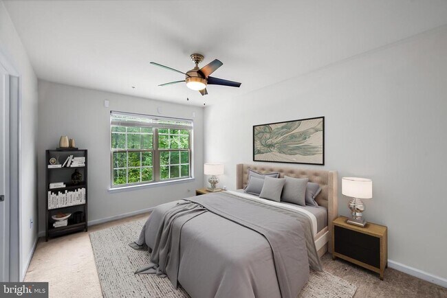 Building Photo - 644 Shore Forest Dr