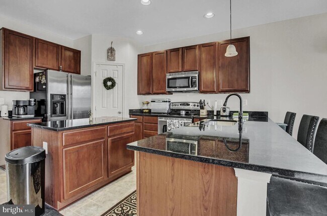 Building Photo - 64 Milestone Ct