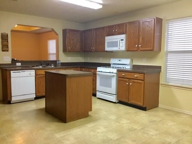 Building Photo - 19031 Yaupon Ranch Dr
