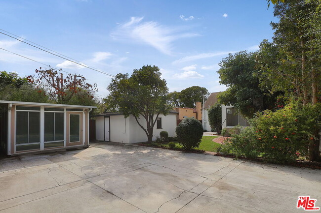 Building Photo - 2340 Camden Ave