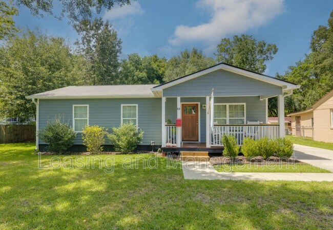 Primary Photo - 62 Anita Dr