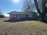 Building Photo - 1100 Ashurst Bar Rd