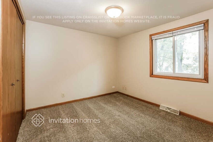 Building Photo - 712 Grand Blvd