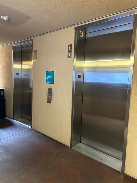 Building Photo - 1301 Cabrillo Ave