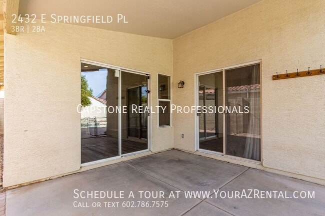 Building Photo - 2432 E Springfield Pl