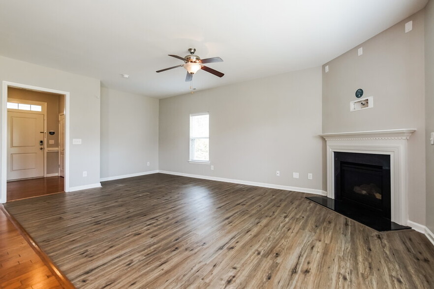 Building Photo - 23 Marsh Creek Dr