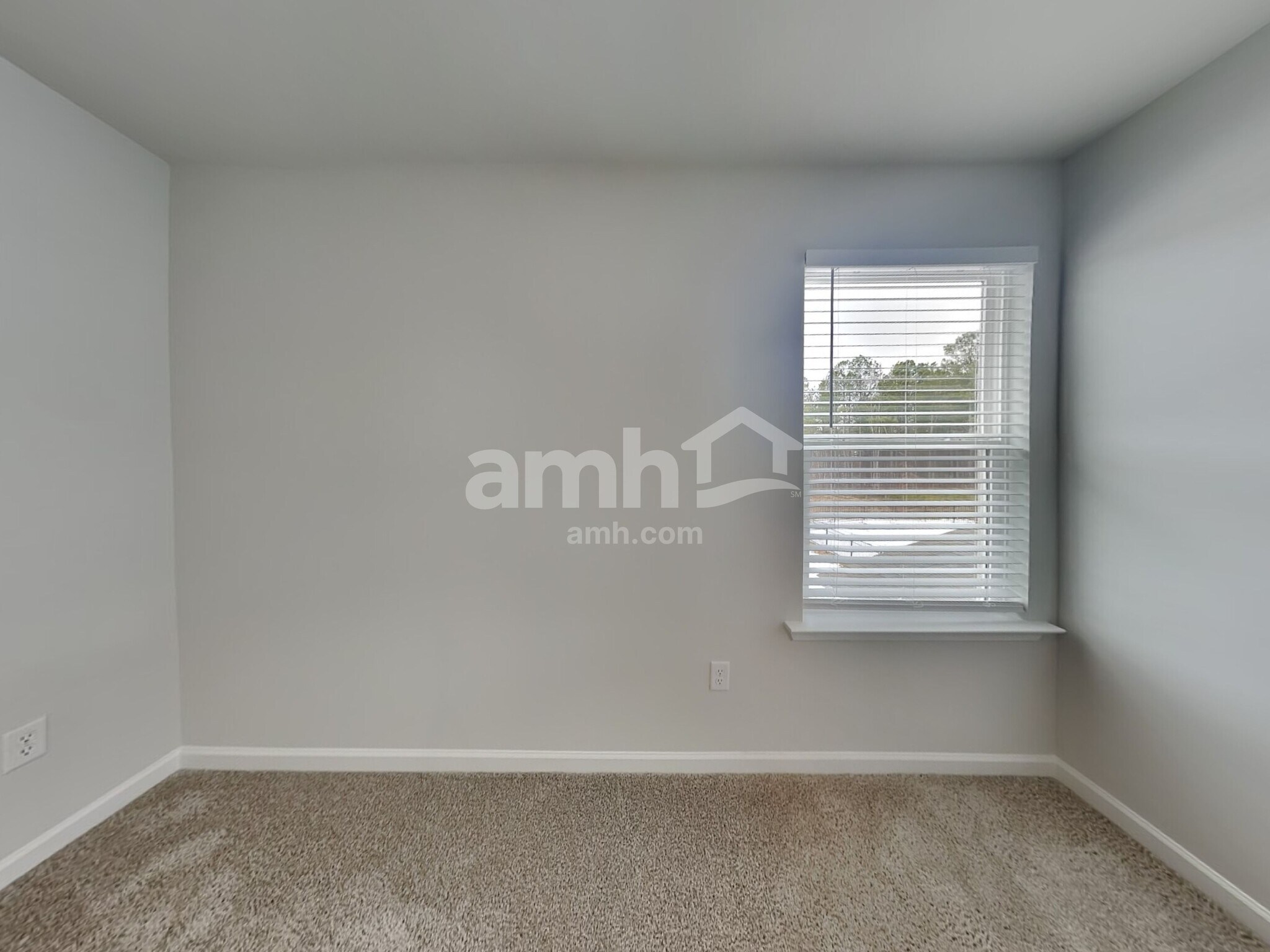 Building Photo - 3980 Zepelin Wy