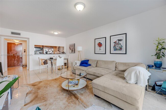 Building Photo - 31 SE 5th St