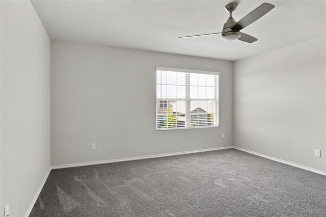 Building Photo - 944 Ravenwood Ln