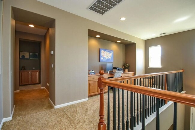 Building Photo - Amazing Solar Fosket Ranch Pool, Spa, Buil...