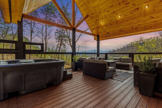 Building Photo - 2125 Rising Fawn Way