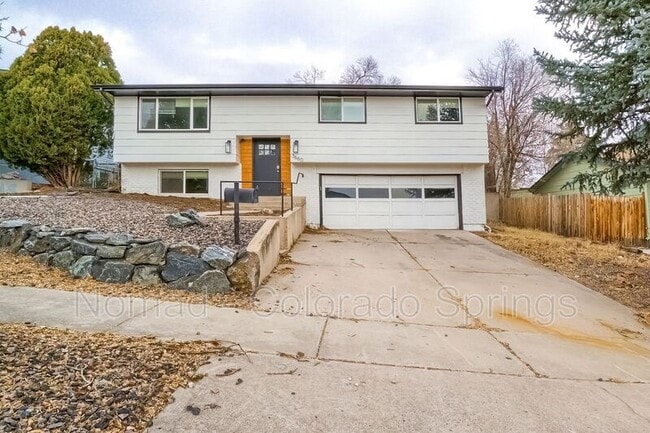 Primary Photo - 3660 Brentwood Terrace