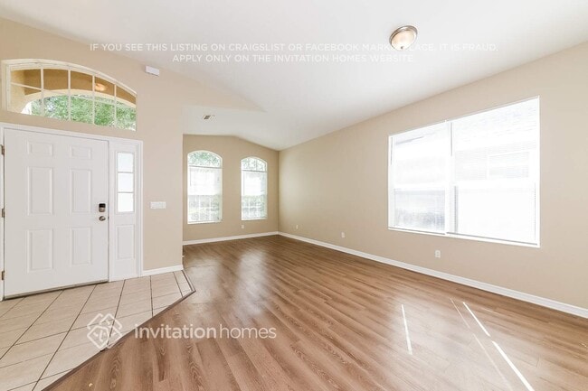 Building Photo - 6016 36th Ct E
