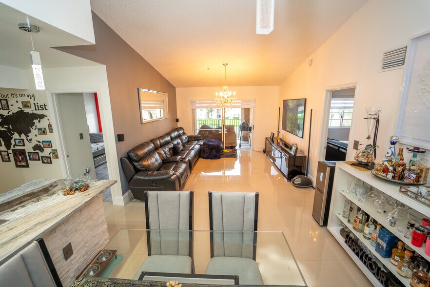 Building Photo - 2061 Renaissance Blvd