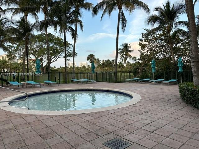 Building Photo - 19501 W Country Club Dr