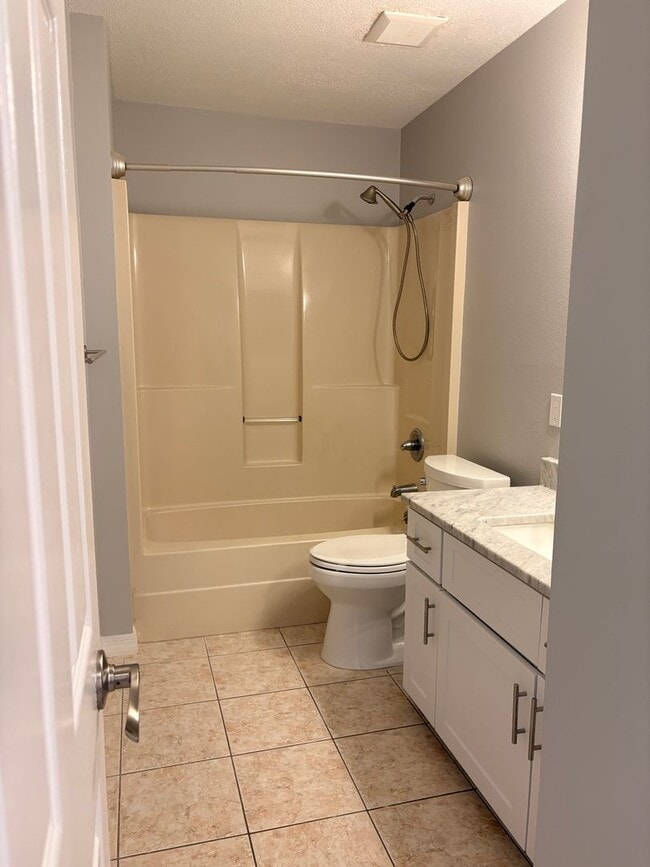 Building Photo - Indigo Pines