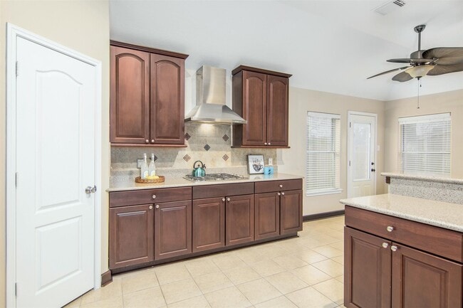 Building Photo - 179 Greenridge Cir