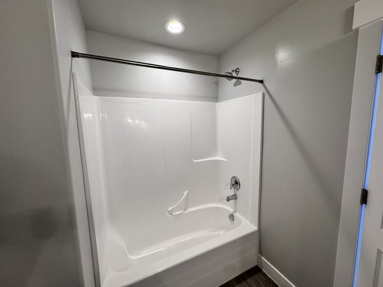 Building Photo - 14541 S Juniper Shade Dr