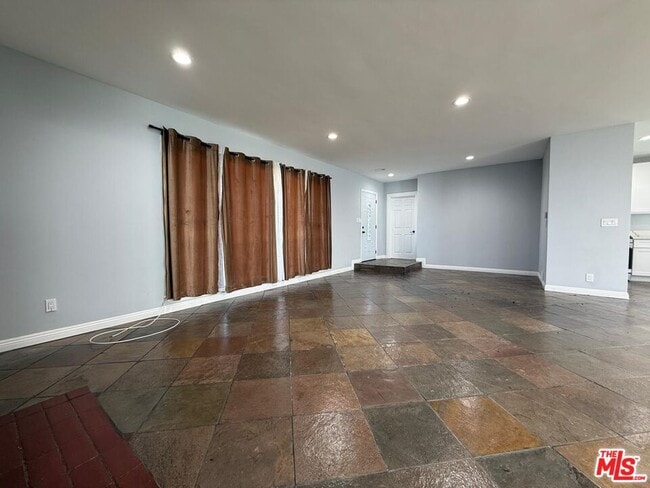 Building Photo - 15962 Gault St