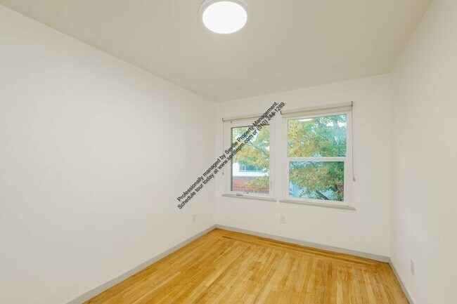 Building Photo - 29 Excelsior Ct