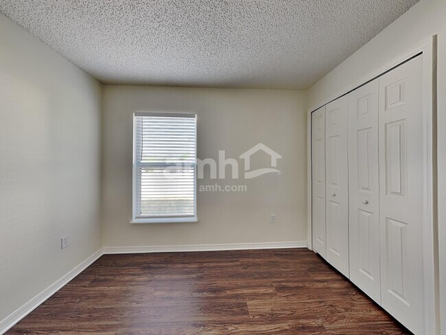 Building Photo - 16019 Horizon Ct