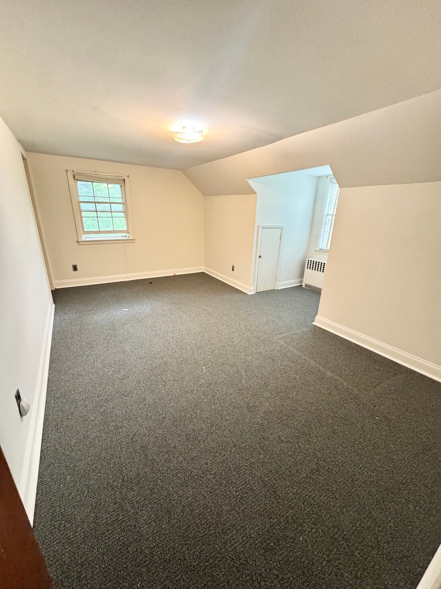 Building Photo - 94 4th St