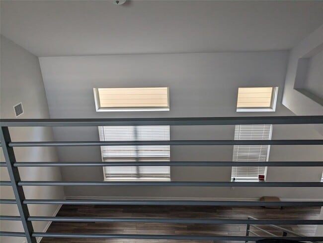 Building Photo - 105 Durmont Pass