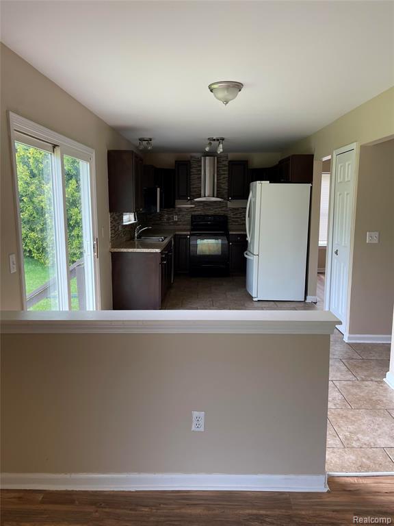 Building Photo - 1215 Oaklawn Dr