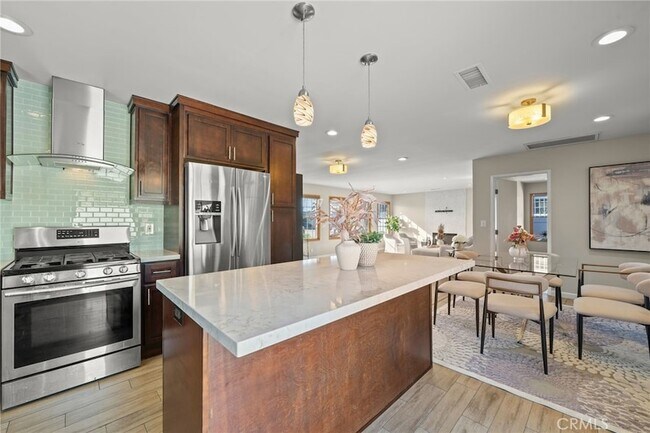 Building Photo - 12313 Alberta Dr