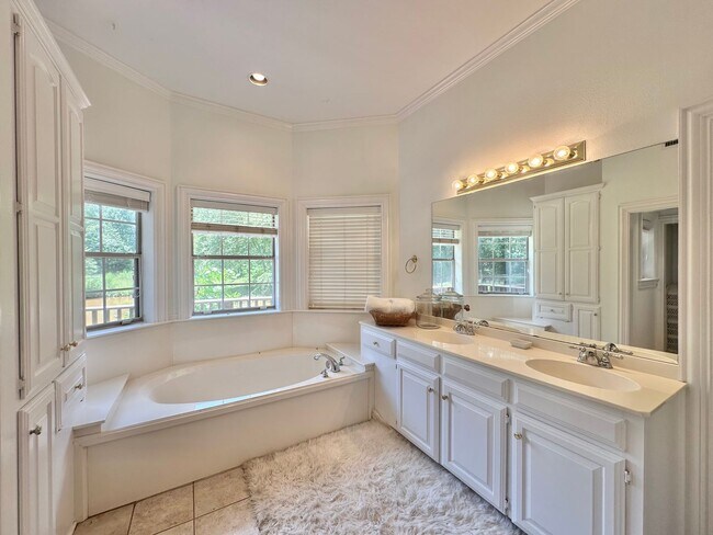 Building Photo - Tour Today! Spacious Country Retreat on 6+...
