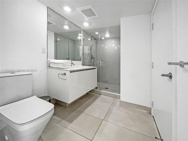 Building Photo - 1025 92nd St