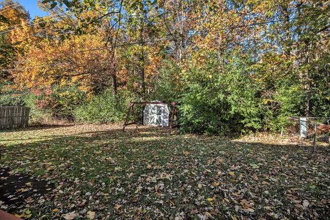 Building Photo - 5836 New Meadow Dr