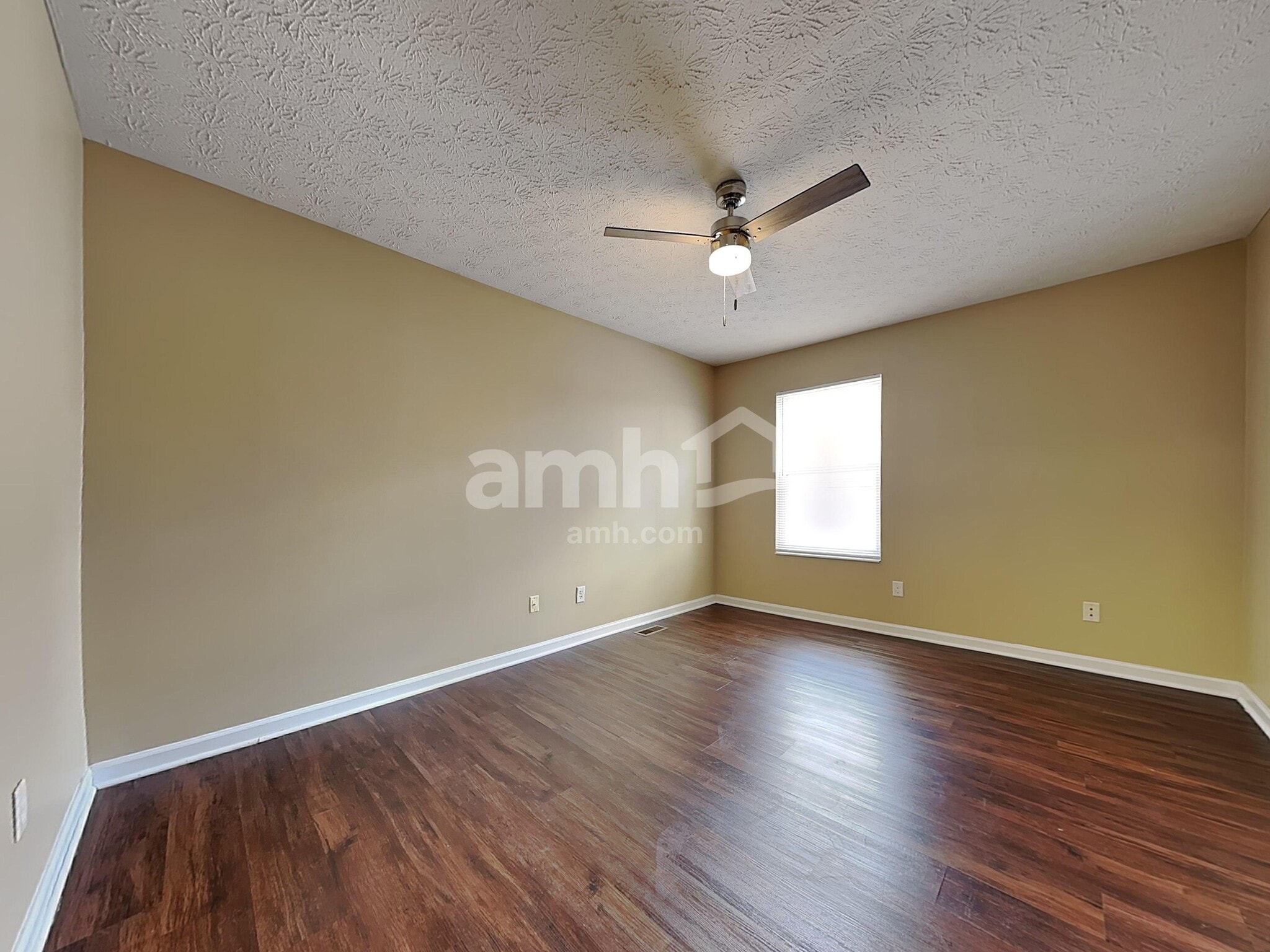 Building Photo - 1342 Shannon Ln