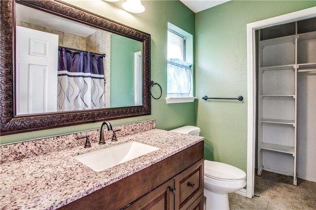 Building Photo - Beautiful Three Bedroom Home in Fort Worth!