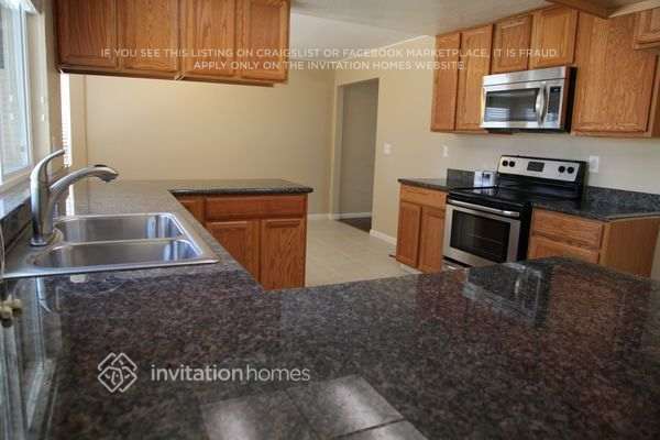 Building Photo - 2308 Wildwood Ct