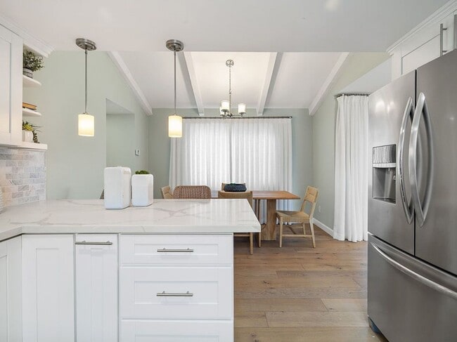 Building Photo - 1141 Stanford Ave