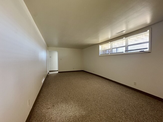 Building Photo - 2220 E Ave A