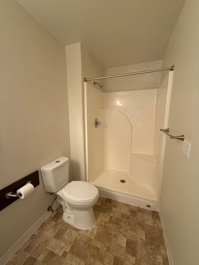 Building Photo - 577 Sunwood Dr NW