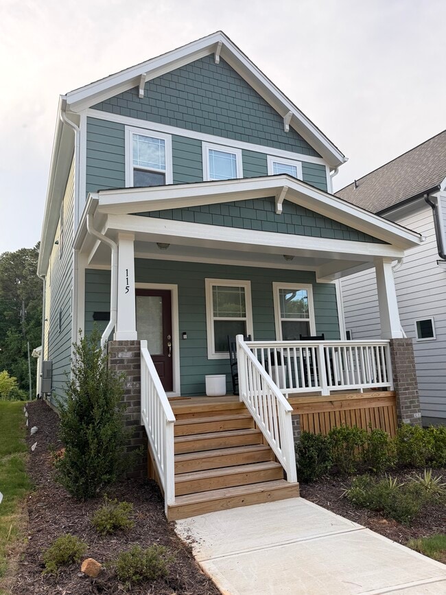 Building Photo - 115 Weavers Grove Dr
