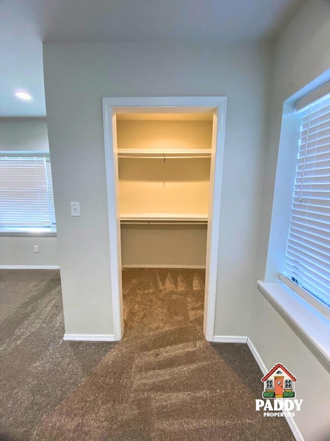 Building Photo - 202 E Arkansas St