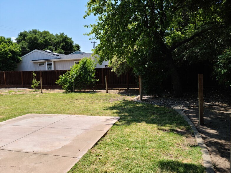 Building Photo - 514 Osborn Ln