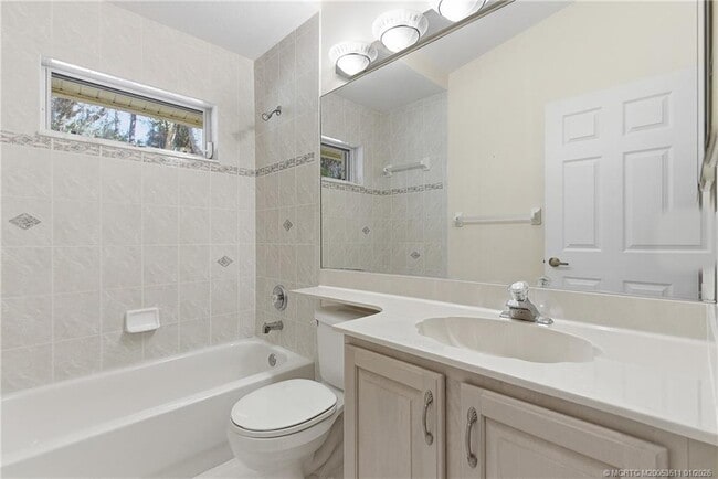 Building Photo - 11511 SW Citrus Blvd S