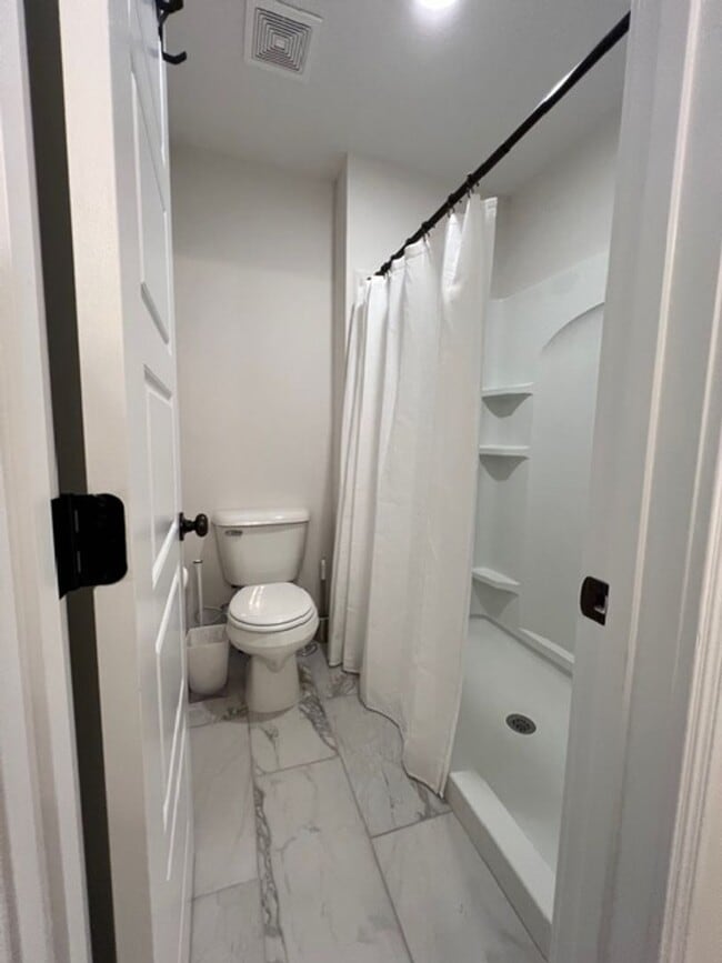 Building Photo - Beautiful Home Coming Soon!