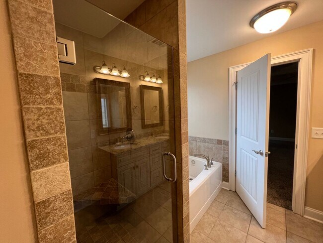 Building Photo - Beautiful Prattville Home