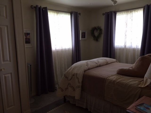 Building Photo - Awesome 4 Bedroom 2 Bath Townhome - Bike t...