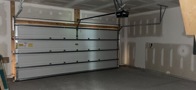 Building Photo - 9155 Fort Hill Wy