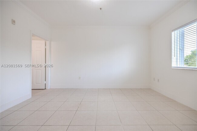 Building Photo - 17350 NW 67th Ave