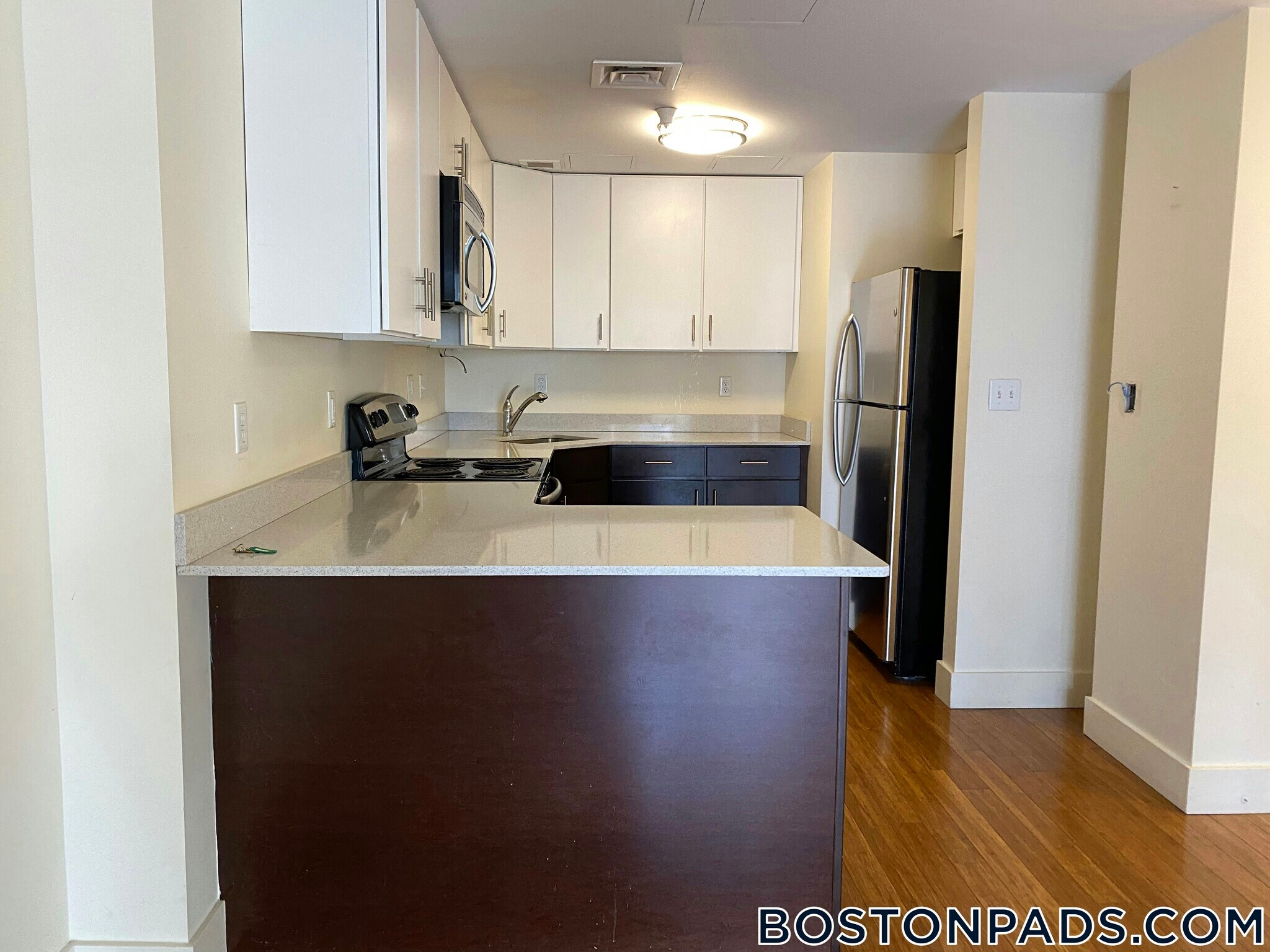 Building Photo - 8 Winter Pl