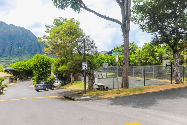 Building Photo - Kaneohe Woods – 3BR/2.5BA home with Mounta...