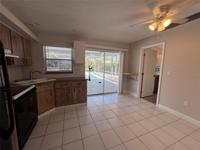 Building Photo - 18148 Wolbrette Cir